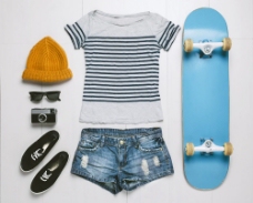 裤子夏季衣服与滑板图片
