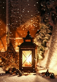 雪花中的油灯图片