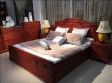 家具广告红木床